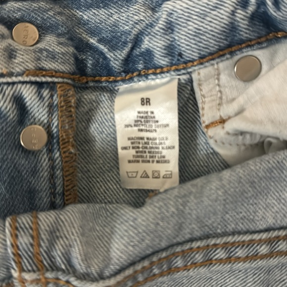 Aeropostale Low Rise Skater Jeans - Picture 5 of 5